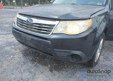 2010 Subaru Forester 2.5X Premium z USA, uszkodzony, nr VIN JF2SH6CC9AH706754